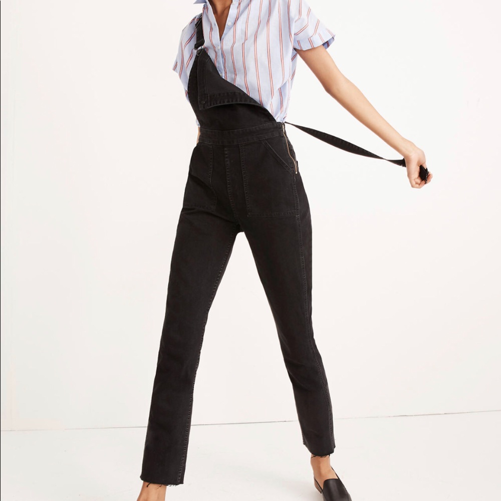 Madewell Skinny Overalls in Black Lunar Wash XXS